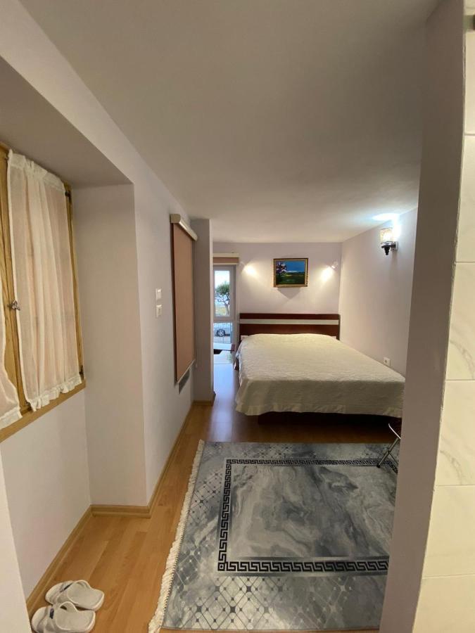 B & B Pogradec Exterior foto