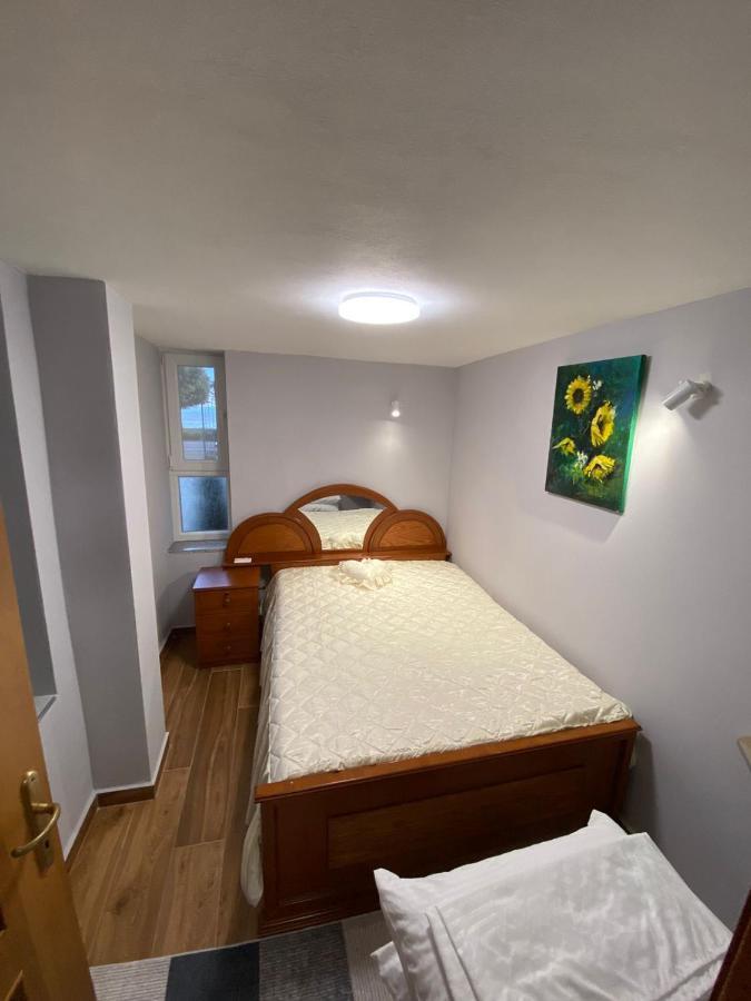 B & B Pogradec Exterior foto